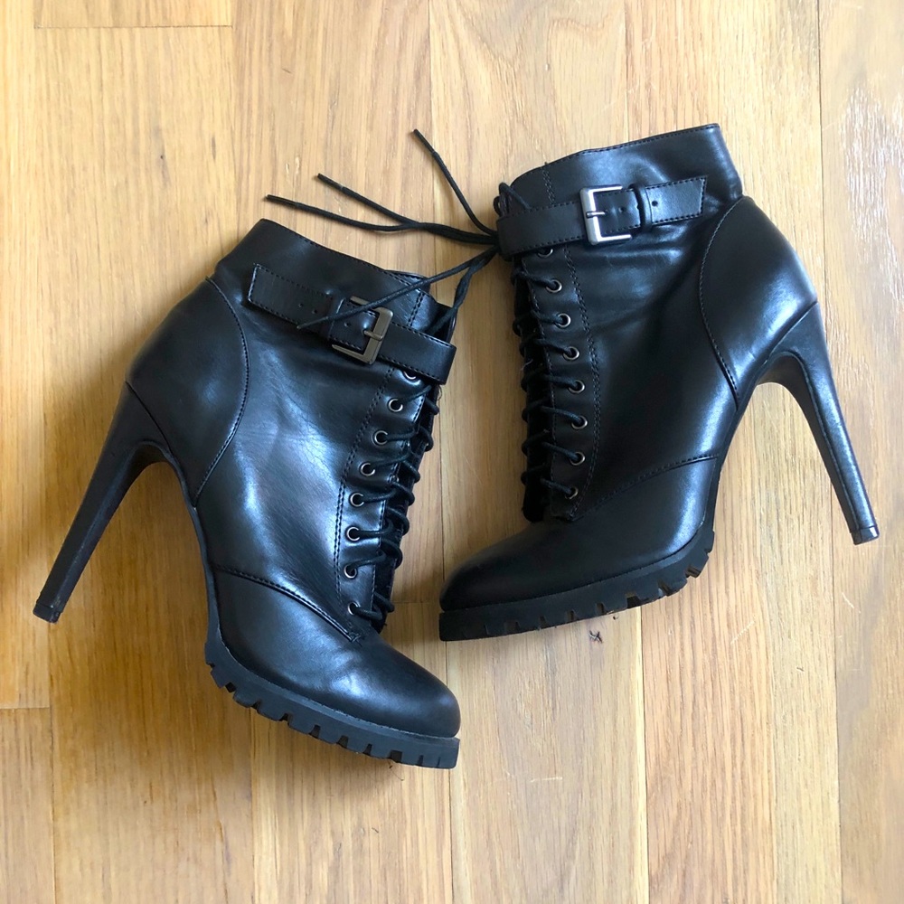 Chinese Laundry Lace Up Booties